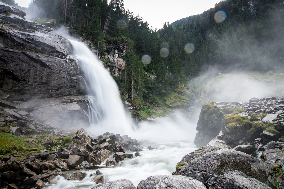 Beeindruckendes Naturschauspiel: der unterste der drei Krimmler Wasserfälle.